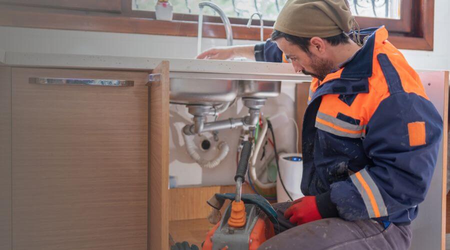 Local expert plumbing services in Romayor, TX